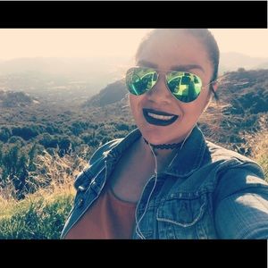 Meet your Posher, Daisy